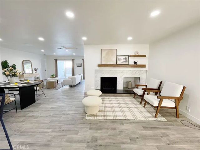 512 S Barranca, West Covina, CA 91791