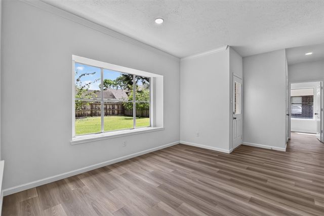 13903 Viewfield Court, Houston, TX 77059
