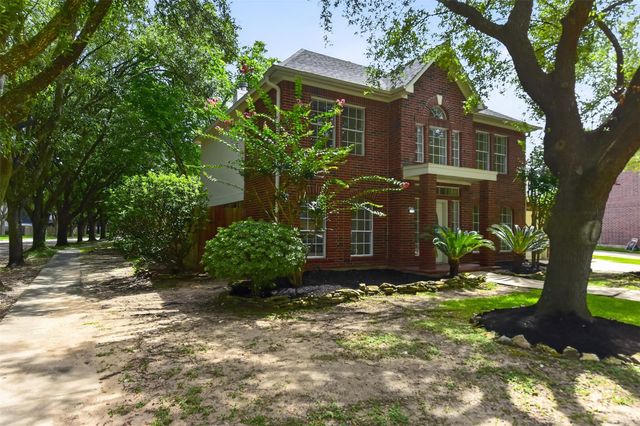 13903 Viewfield Court, Houston, TX 77059