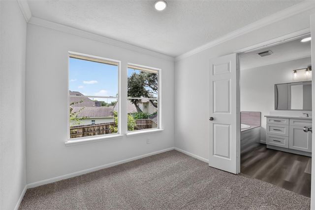 13903 Viewfield Court, Houston, TX 77059