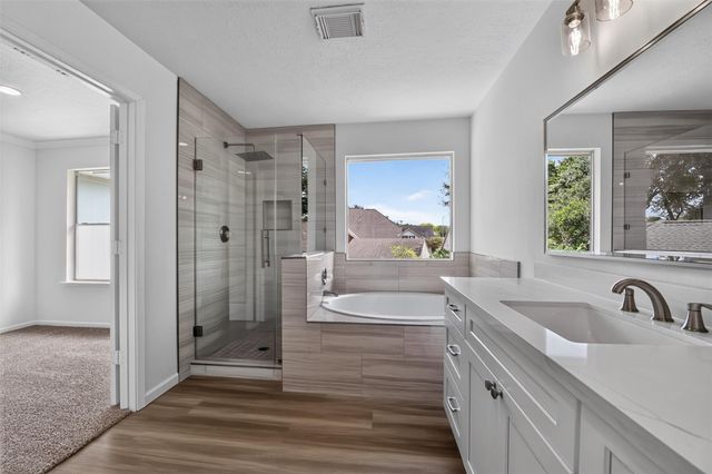 13903 Viewfield Court, Houston, TX 77059
