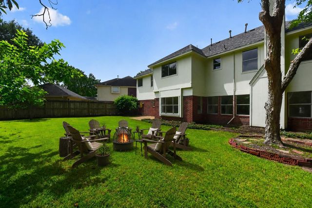 13903 Viewfield Court, Houston, TX 77059