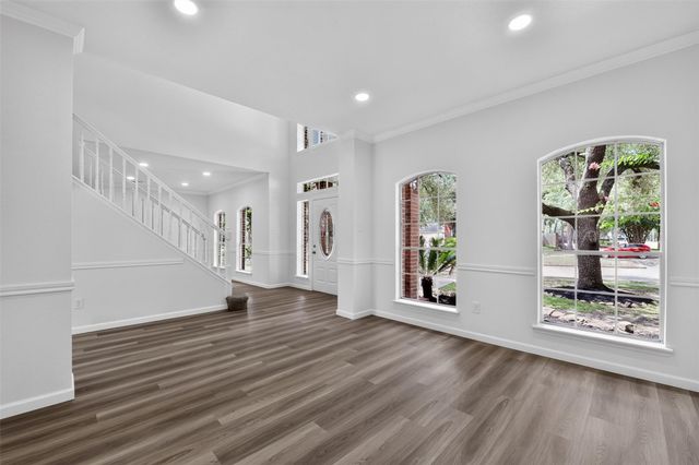 13903 Viewfield Court, Houston, TX 77059