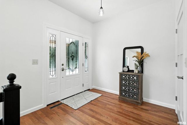 3303 VALLEY Drive, Geneseo, IL 61254