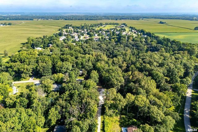 3303 VALLEY Drive, Geneseo, IL 61254