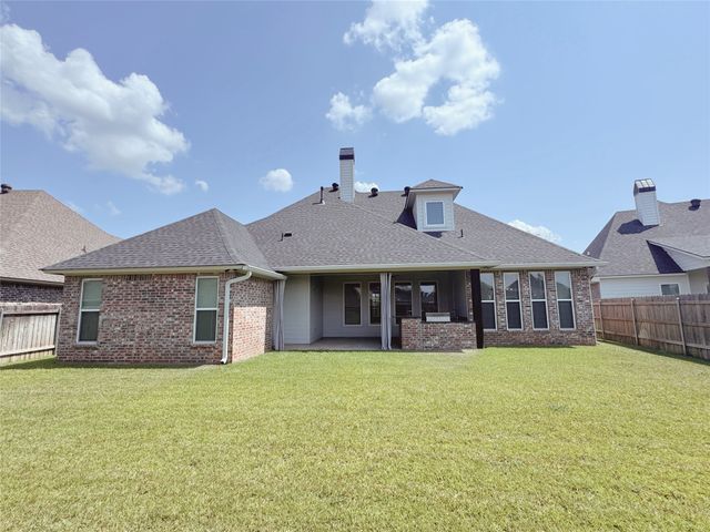 262 Poydras Avenue, Bossier City, LA 71111