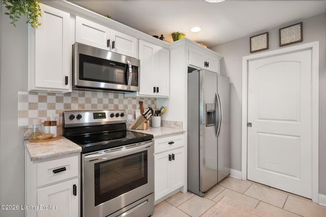 103 Kendallwood Dr, Frankfort, KY 40601