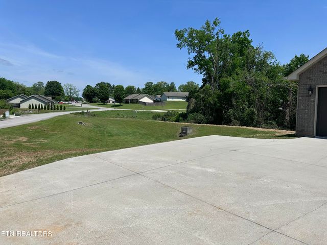 2117 Camley Court, Maryville, TN 37801