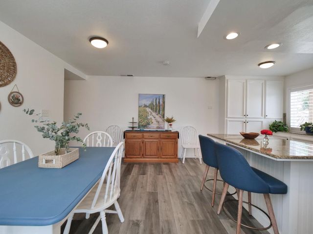 9409 Torchy Ct, Sacramento, CA 95826