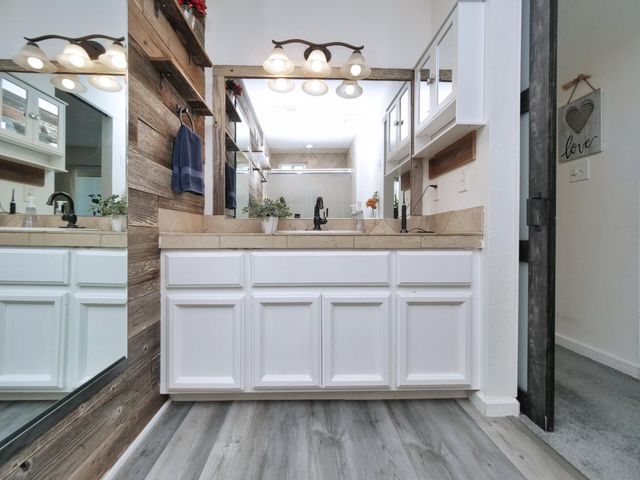 9409 Torchy Ct, Sacramento, CA 95826