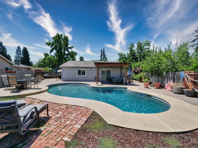 9409 Torchy Ct, Sacramento, CA 95826