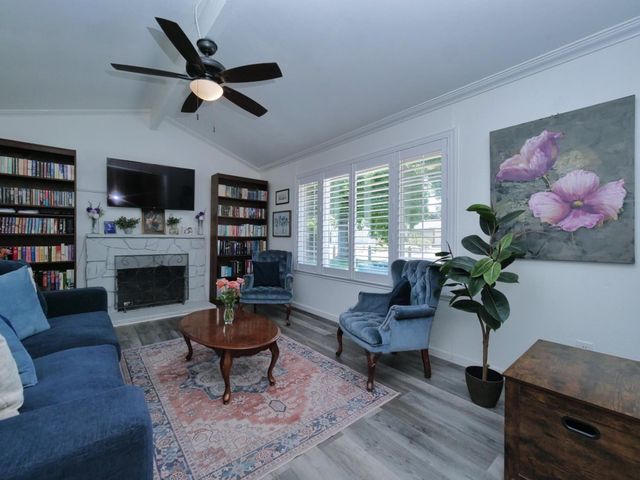 9409 Torchy Ct, Sacramento, CA 95826