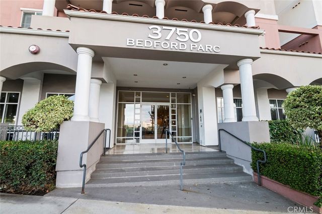 3750 Santa Rosalia 303, Los Angeles, CA 90008