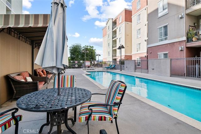 3750 Santa Rosalia 303, Los Angeles, CA 90008