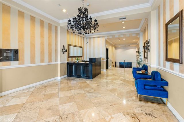3750 Santa Rosalia 303, Los Angeles, CA 90008