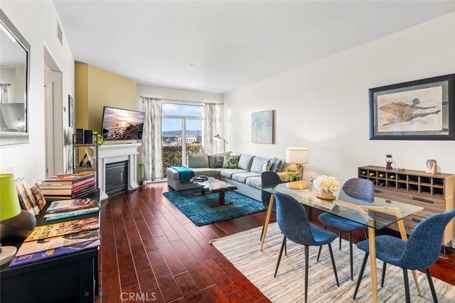 3750 Santa Rosalia 303, Los Angeles, CA 90008