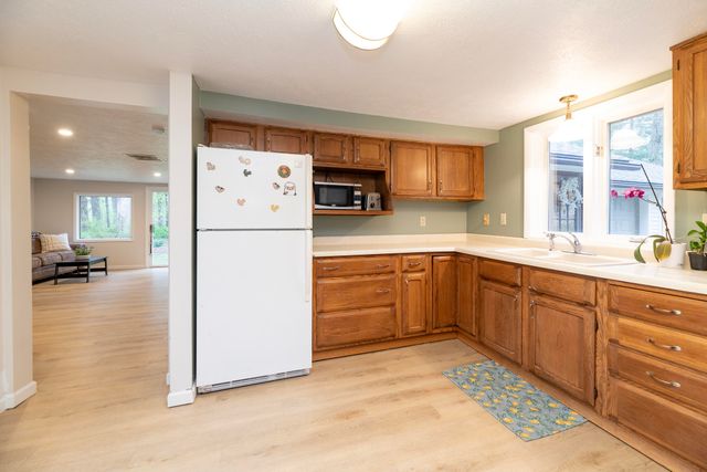5640 E S Avenue, Vicksburg, MI 49097