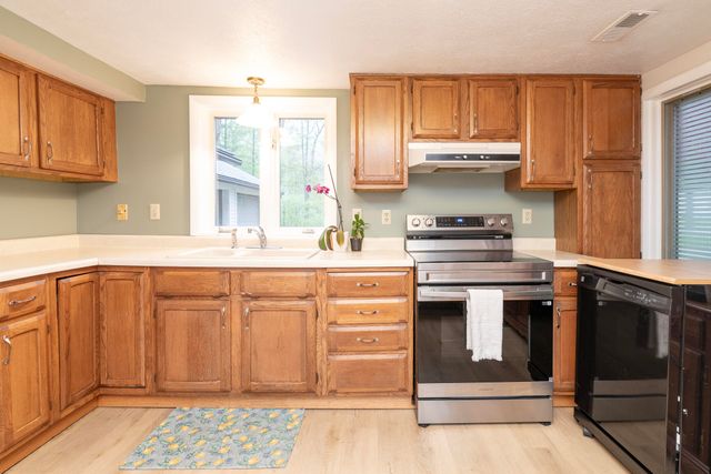 5640 E S Avenue, Vicksburg, MI 49097