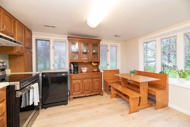 5640 E S Avenue, Vicksburg, MI 49097