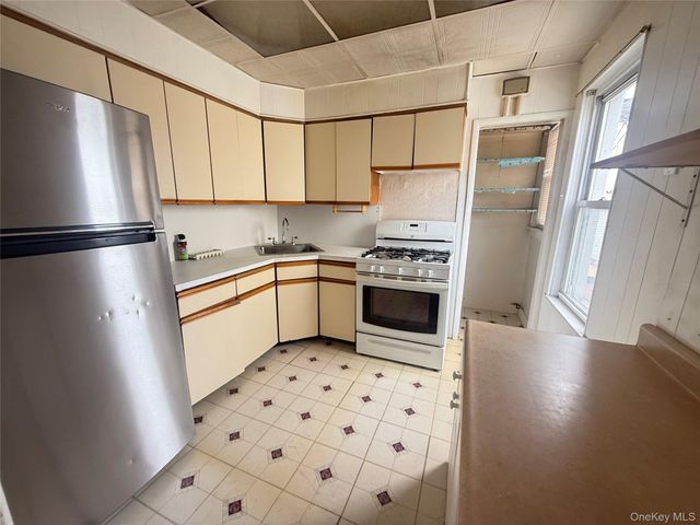 93-08 123rd Street, Richmond Hill S., NY 11419
