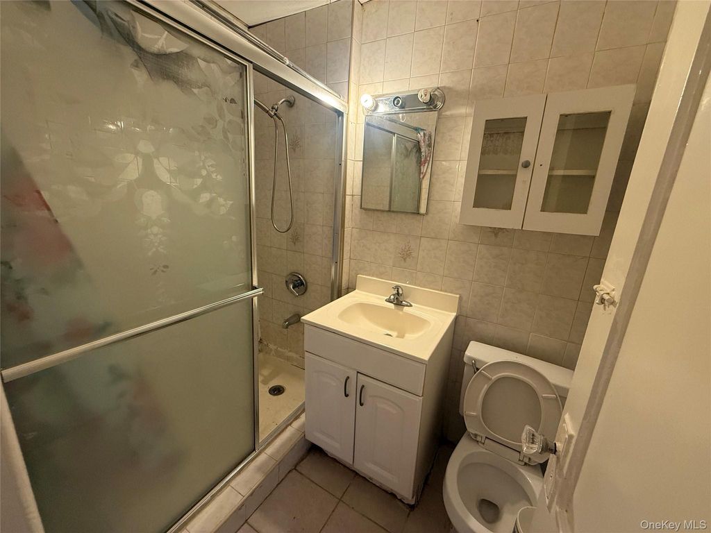93-08 123rd Street, Richmond Hill S., NY 11419 — photo 4