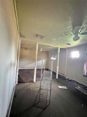 1042 Marcolin Street, Houston, TX 77088