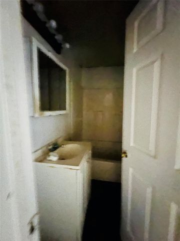 1042 Marcolin Street, Houston, TX 77088