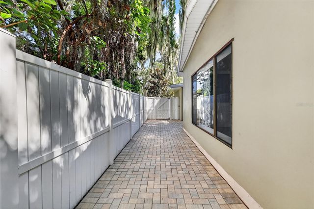 2434 TRACE AVE, Belle Isle, FL 32809