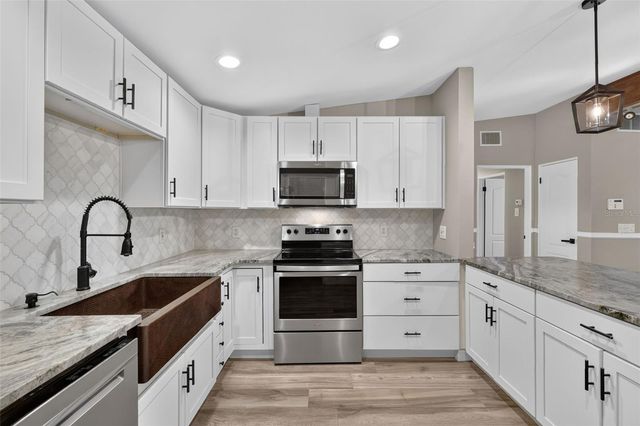 2434 TRACE AVE, Belle Isle, FL 32809