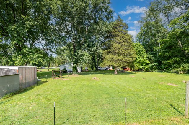 614 Lillard Rd, Murfreesboro, TN 37130