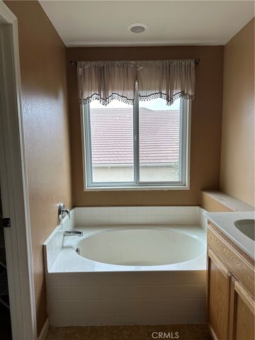 491 Hydrangea Court, Merced, CA 95341