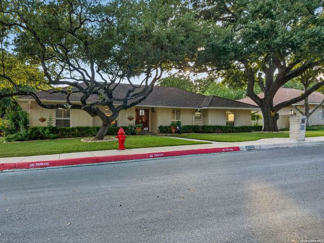 8803 Cattail, Windcrest, TX 78239