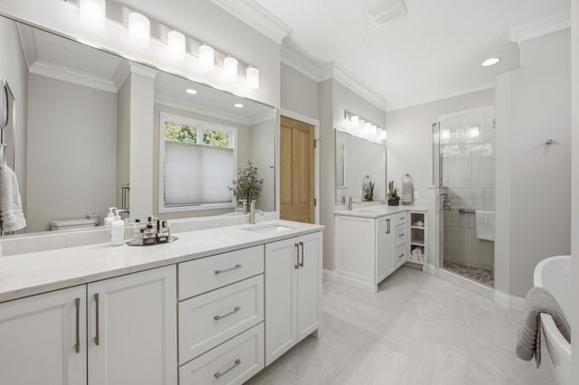 4233 Timberline Drive S, Fargo, ND 58104