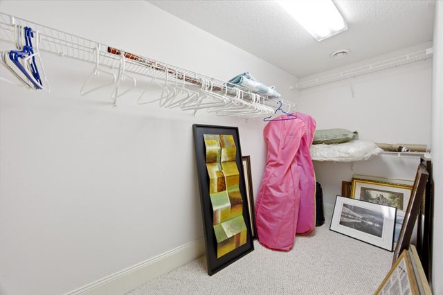 4233 Timberline Drive S, Fargo, ND 58104