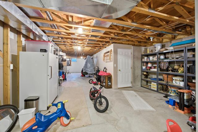 4233 Timberline Drive S, Fargo, ND 58104
