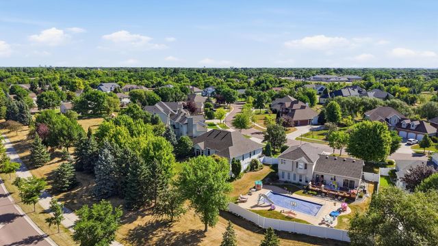 4233 Timberline Drive S, Fargo, ND 58104