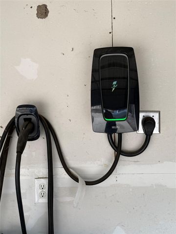 104 Spring BR, Bastrop, TX 78602