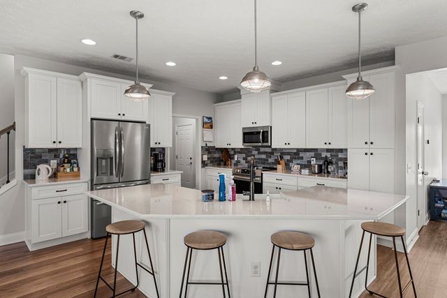 7947 Glen Valley Drive, Midland, GA 31820