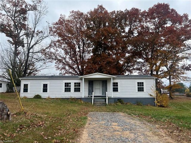 184 Benjamin Street, Mount Airy, NC 27030