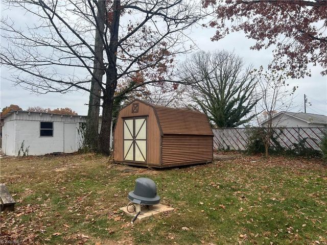 184 Benjamin Street, Mount Airy, NC 27030