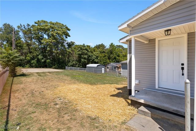 406 S Chestnut Street, Barnesville, OH 43713