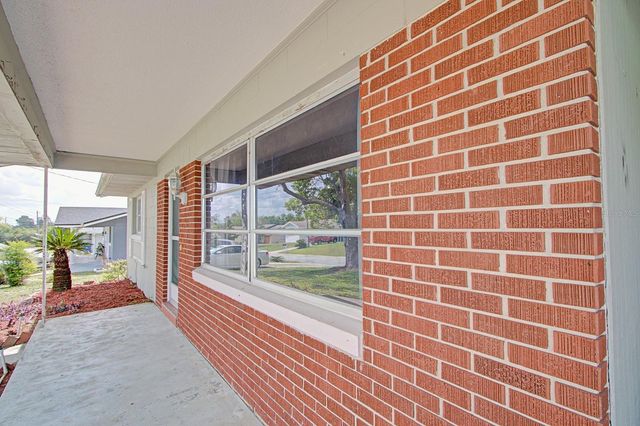 720 CRESTVIEW DRIVE, Orange City, FL 32763