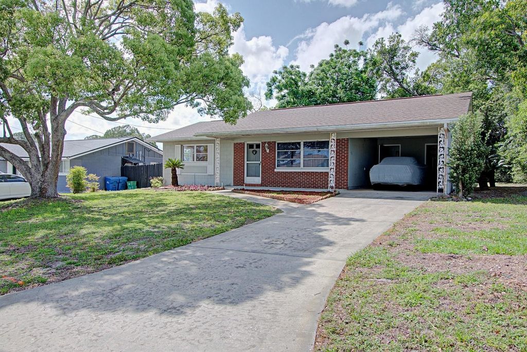 720 CRESTVIEW DRIVE, Orange City, FL 32763