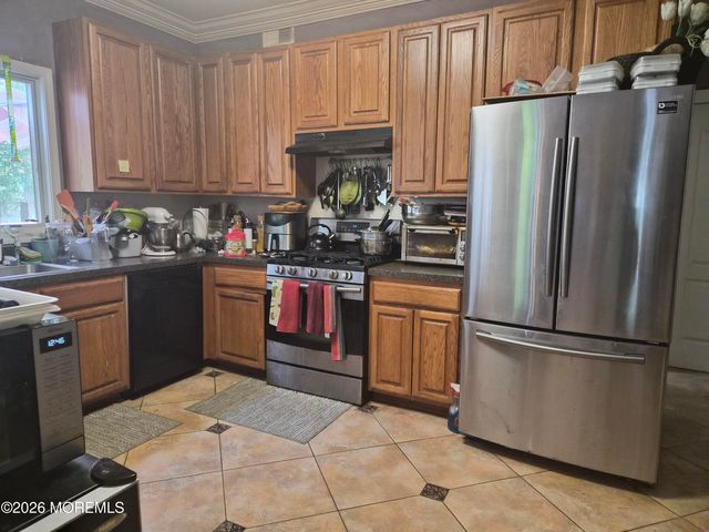 4 Biscayne Court, Jackson, NJ 08527