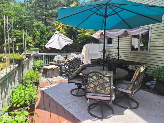 4 Biscayne Court, Jackson, NJ 08527