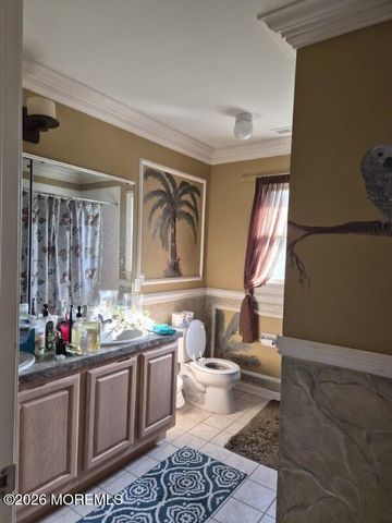 4 Biscayne Court, Jackson, NJ 08527
