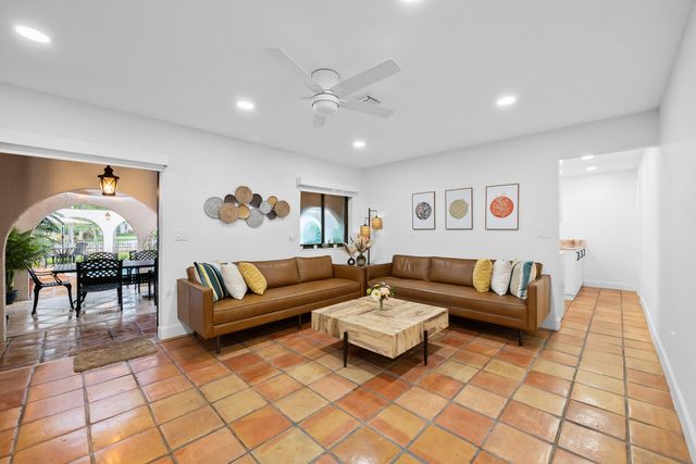 2461 SW 27TH Terrace, Fort Lauderdale, FL 33312