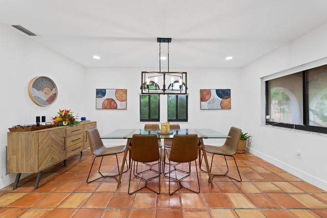 2461 SW 27TH Terrace, Fort Lauderdale, FL 33312