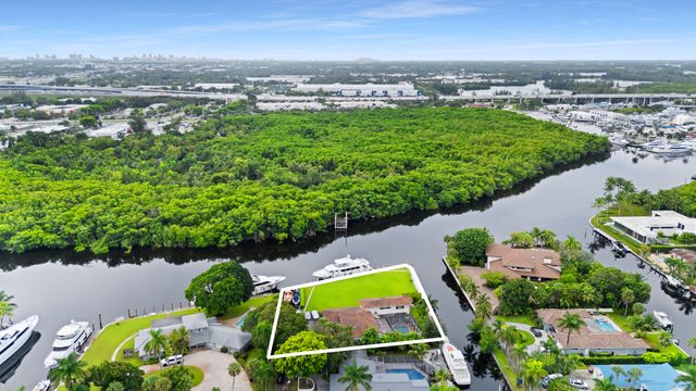 2461 SW 27TH Terrace, Fort Lauderdale, FL 33312