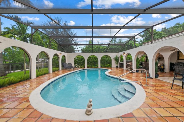 2461 SW 27TH Terrace, Fort Lauderdale, FL 33312